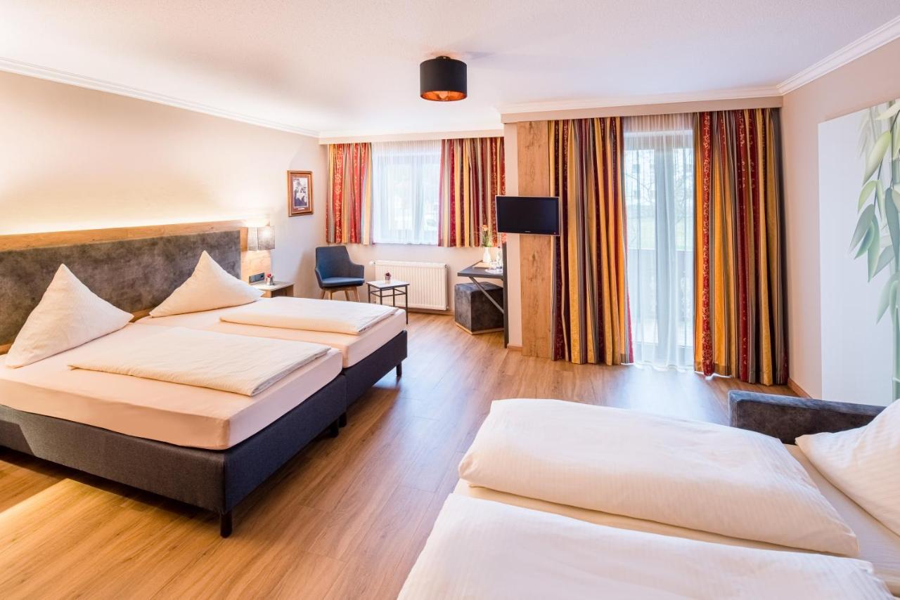 Hotel-Gasthof Huber Еберсберг Екстериор снимка